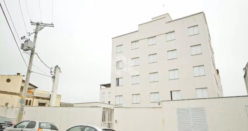 Apartamento á venda na Vila Ré.