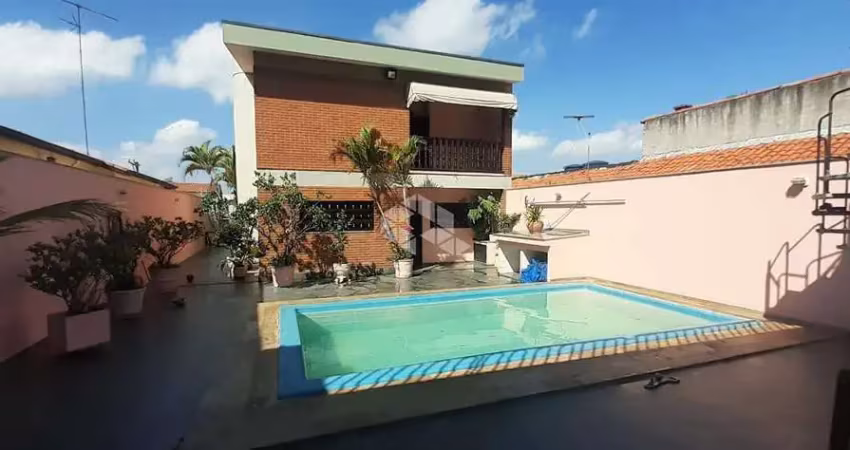Casa com 3 quartos à venda na Rua Roberto de Almeida, 226, Jardim Nossa Senhora do Carmo, São Paulo