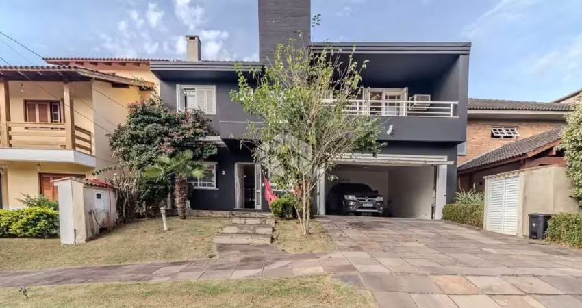 Casa em condominio 4 dormitórios, 3  vagas, sendo 2 cobertas, segurança, piscina, trilha, churrasqueiras, bairro lomba do pinheiro em porto alegre.