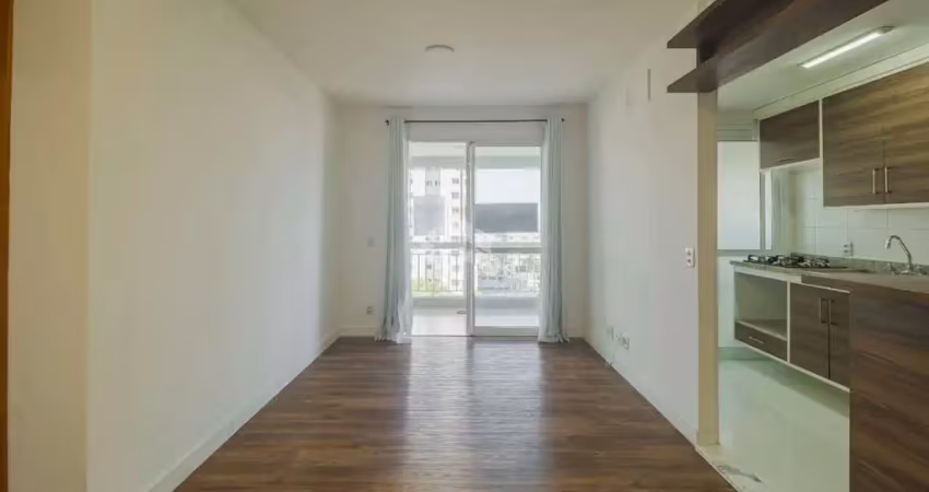 Apartamento 02 dormitórios(quartos), sendo uma suíte  com infra completa e 2(duas) vagas cobertas no passo d'areia .