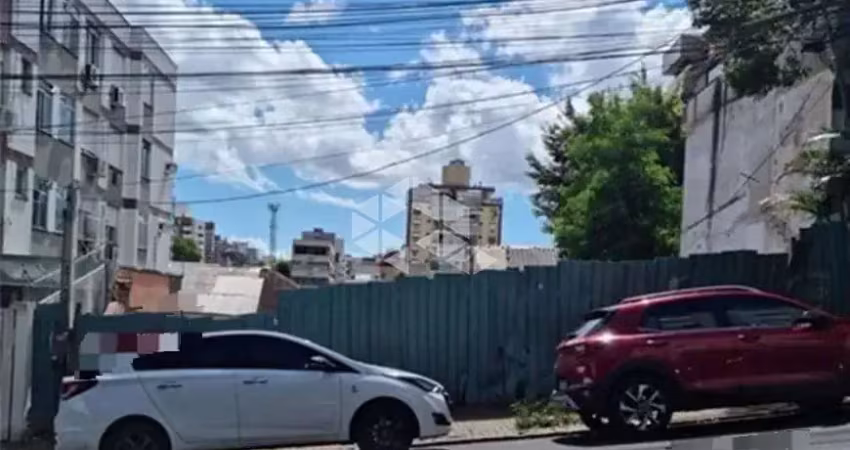 Dois terrenos com venda conjunta com ótima localização em região nobre de porto alegre, na rua artur rocha quase esquina com a 24 de outubro.