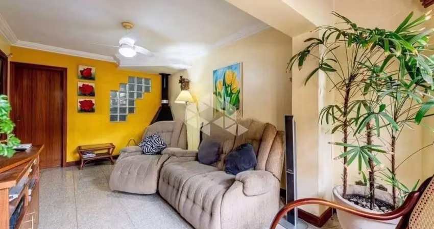Casa com 3 quartos/suites e 199m² à venda em boa vista, porto alegre.