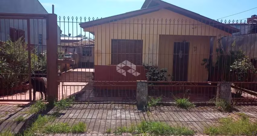 Casa com 2 quartos à venda na Rua Maracanã, 73, Passo das Pedras, Porto Alegre