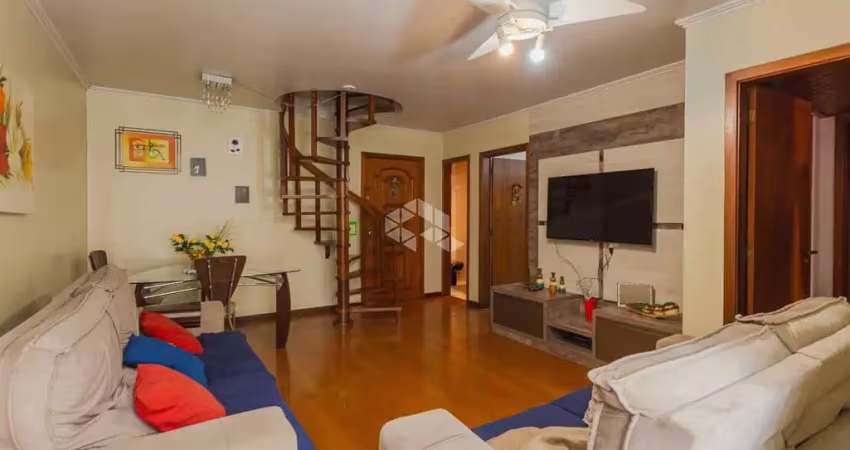 Excelente cobertura no bairro higienópolis, semi-mobiliada, com lareira e piscina excelente moradia para família.