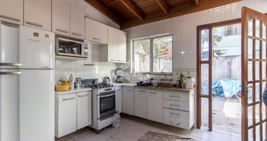 Casa com 3 quartos à venda na Avenida Oswaldo Gonçalves Cruz, 601, Ipanema, Porto Alegre