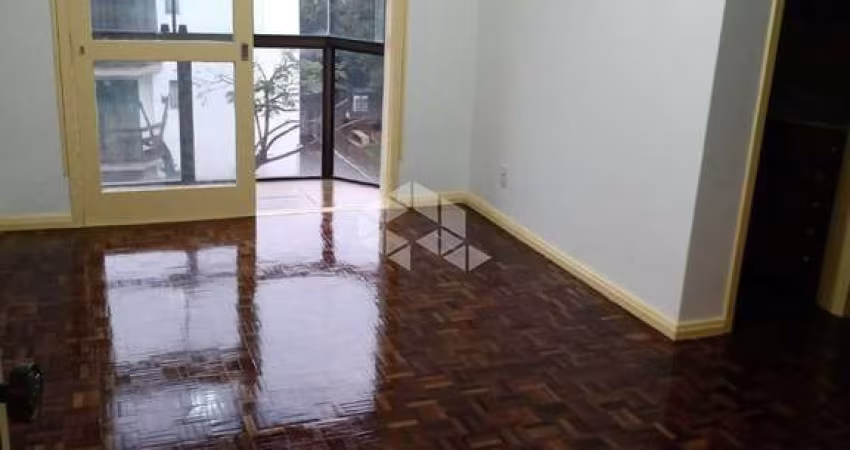 ? Apartamento ideal para estudantes da PUC! Reformado, 1 dormitório