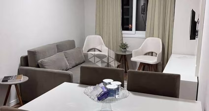 Apartamento 1 dormitório com vaga coberta em Gramado