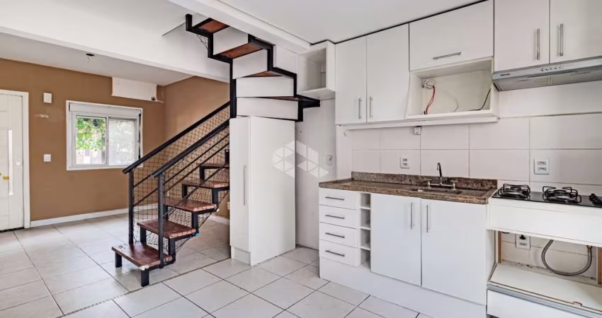Casa em condomínio com 03 dormitórios - Ipanema