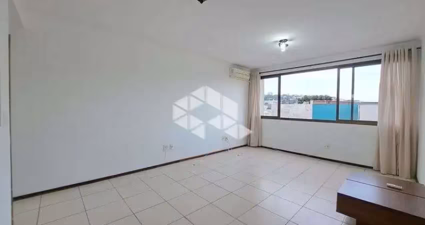 Apartamento a venda de 3 dormitórios com suíte - semimobiliado e sol da manhã.