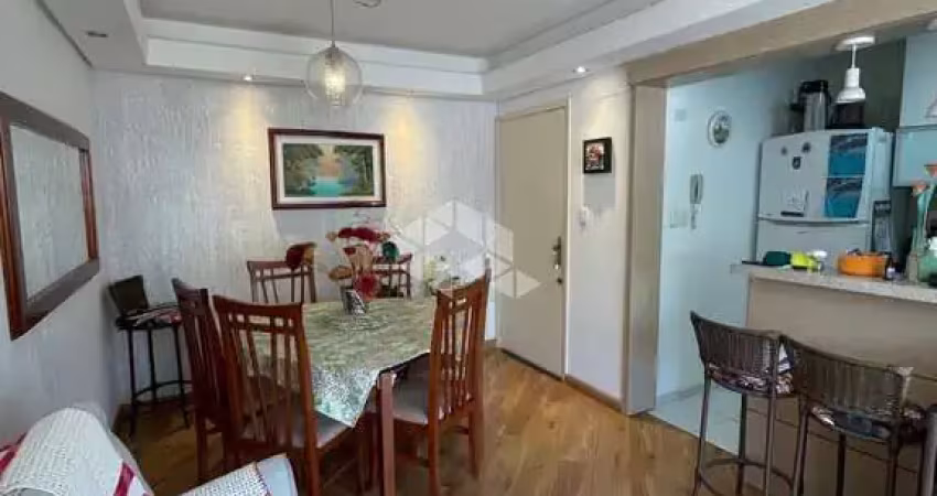 Apartamento de dois dormitórios e duas vagas no menino deus