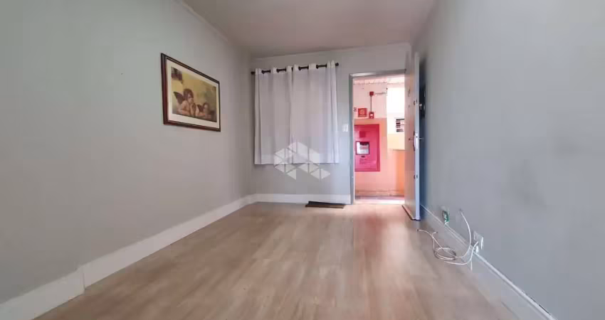 Apartamento de 2 quartos, 1 sala, 1 banheiro e 48,00 m2 de área!