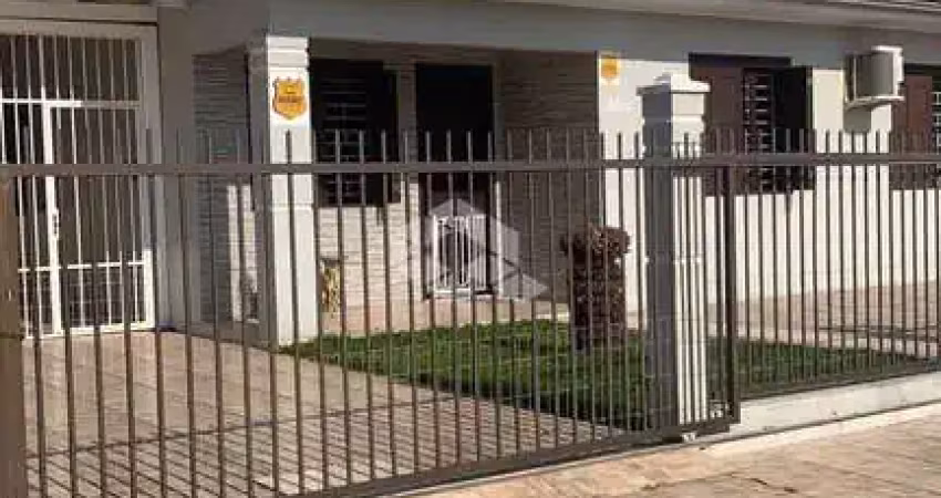 Casa a venda em Torres - RS