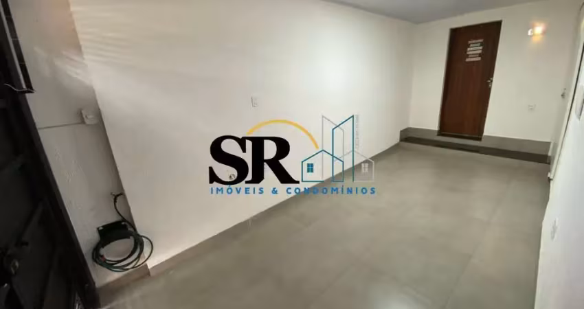 ALUGA-SE CASA MOBILIADA NO CENTRO (R$ 2.100,00)