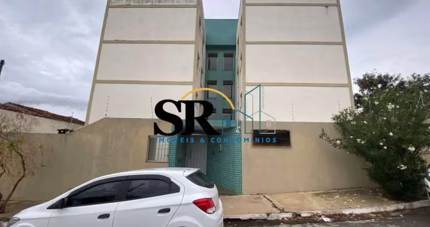 VENDE-SE APARTAMENTO NO CASTANHEIRAS (R$ 200.000,00)