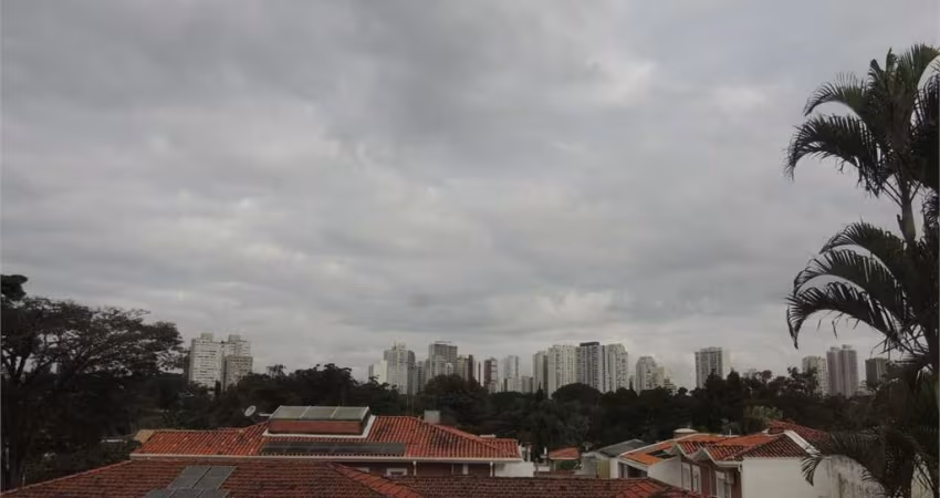 Sobrado para venda na Chácara Santo Antônio