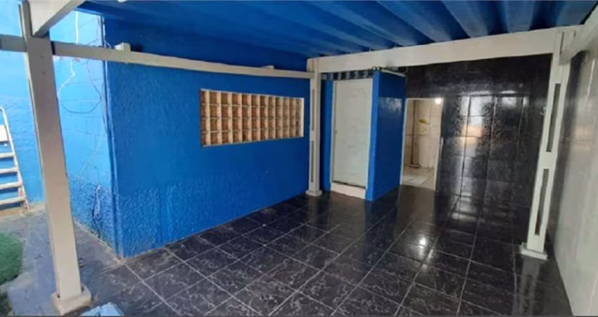 Sobrado com 02 quartos - Região do Grajaú