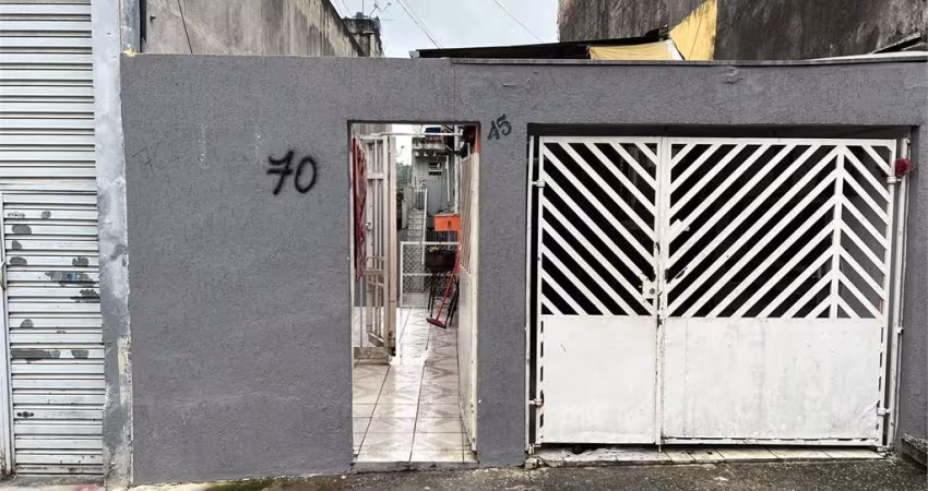 Casa a Venda para renda no jardim Mirna