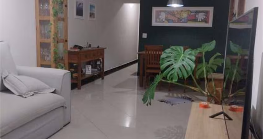 Sobrado à Venda  3 Dorm 1 suite , 2 vagas -  Interlagos