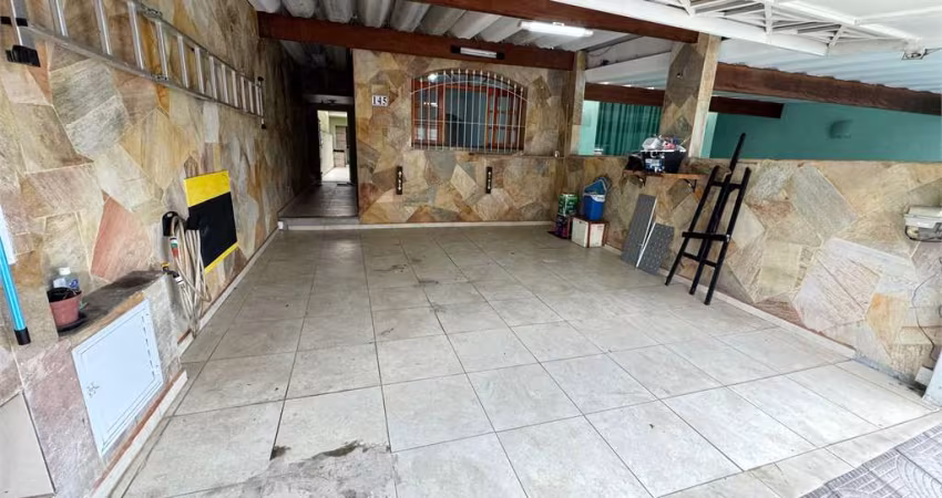 Sobrado em Cidade Ademar São Paulo SP, de 3 quartos e uma suíte