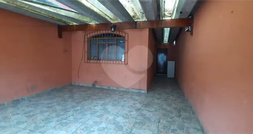 Casa com 3 quartos à venda na Rua Teresinha Machado da Silva, Jardim Lallo, São Paulo