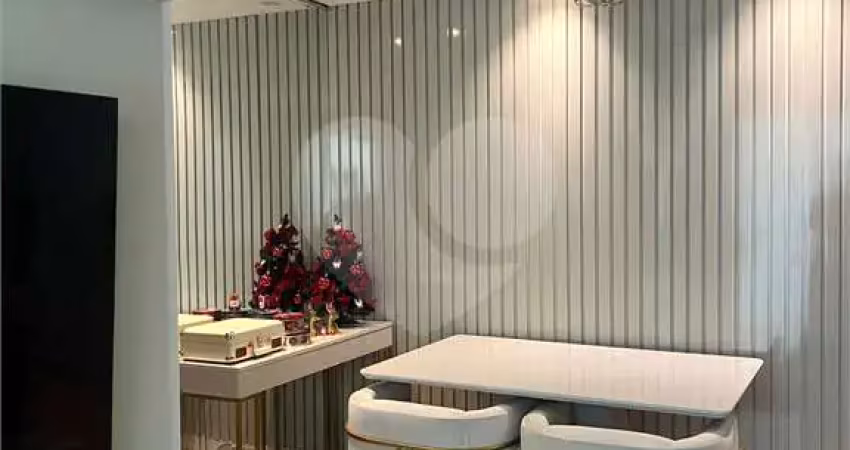 APARTAMENTO COM 2 QUARTOS A VENDA EM INTERLAGOS