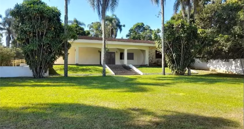 Fazenda à venda na Doutor André Stucchi, Centro, Embu-Guaçu