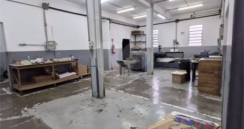 Galpão à venda ou para locação em terceira divisão de interlagos - sp