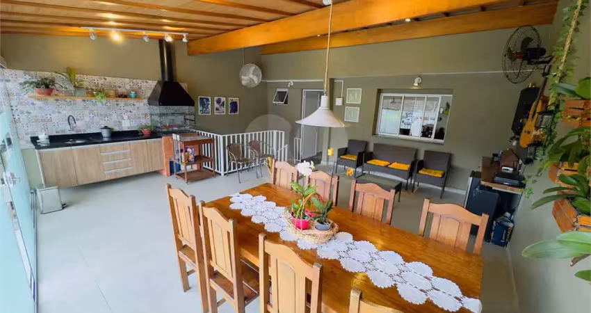 Casa com 2 quartos à venda na Rua Francisco Xavier de Sales, Campo Limpo, São Paulo