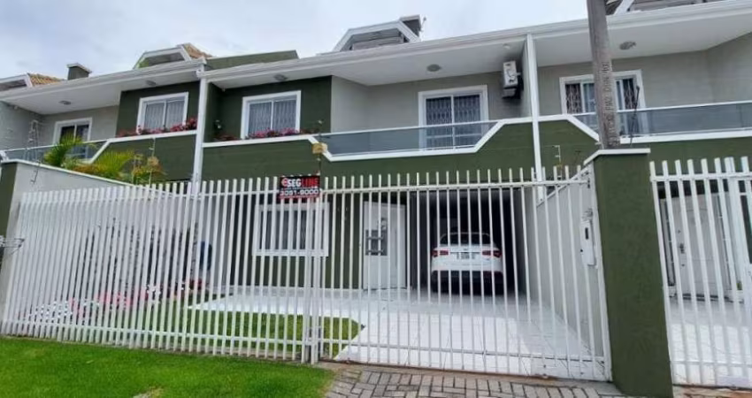 Sobrado para Venda em Curitiba, Boqueirão, 3 dormitórios, 1 suíte, 2 banheiros, 3 vagas