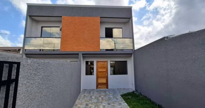 Sobrados novos no Alto Boqueirão com 03 quartos e sacada