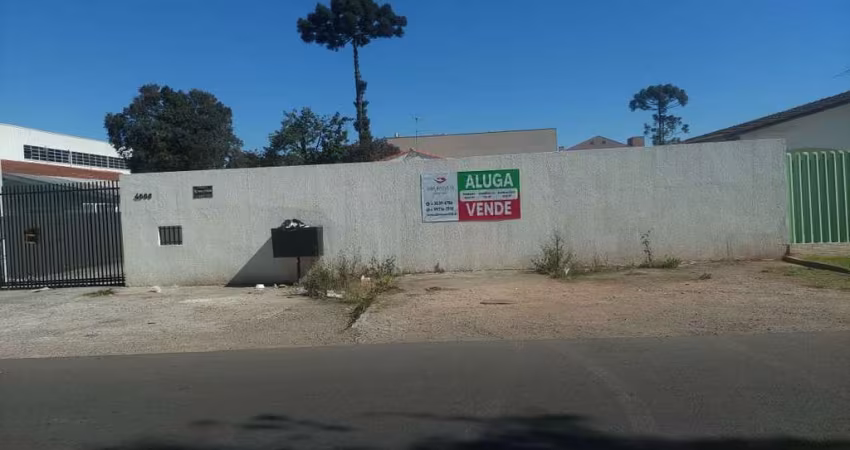 Imóvel comercial no bairro do Boqueirão - Residência e barracão