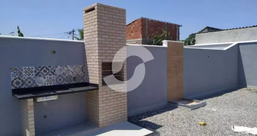 Casa de 2 quartos, 1 suíte e vaga em Itaipuaçu Maricá