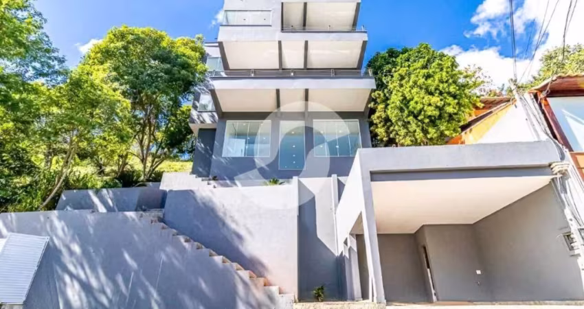 Casa com 5 Quartos à venda, 436 m² por R$ 1.190.000 - Pendotiba - Niterói/RJ