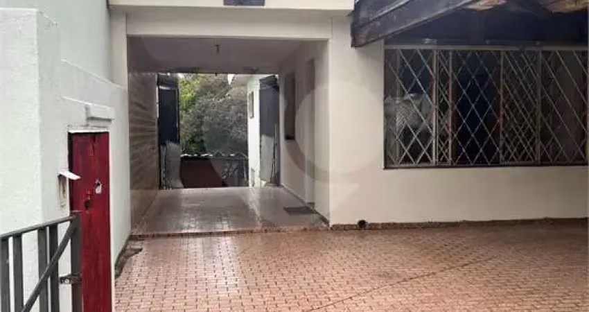 Casa com 3 quartos à venda na Rua José Marti, 146, Saúde, São Paulo