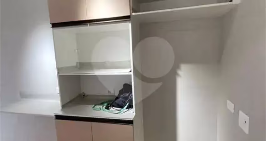 Apartamento com 2 quartos para alugar na Rua Vicente Pereira de Assunção, 55, Cupecê, São Paulo