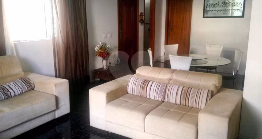 Casa com 4 quartos à venda em Embaré - SP