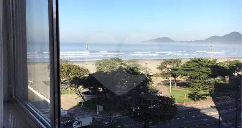 Apartamento com 3 quartos à venda em Gonzaga - SP