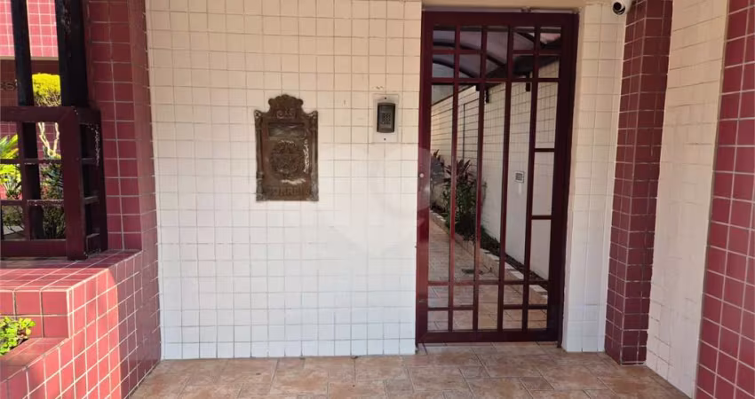 Apartamento com 3 quartos à venda em Marapé - SP