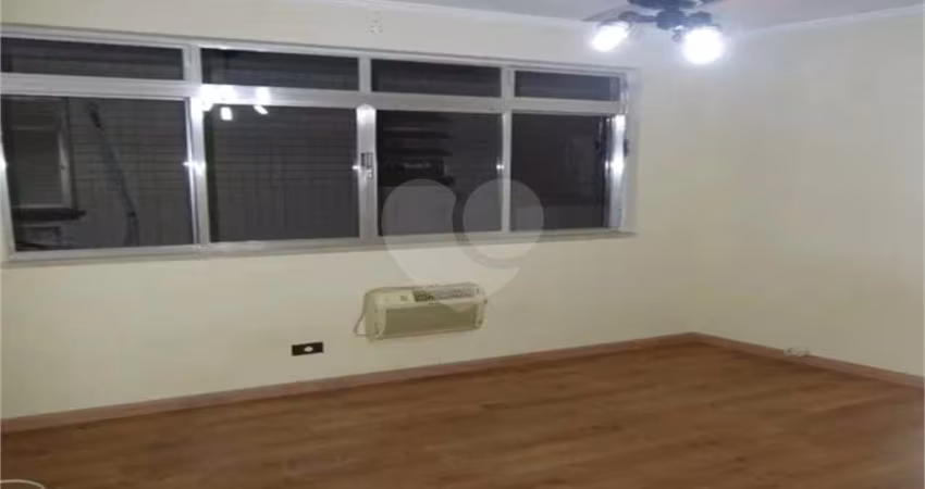 Apartamento com 2 quartos à venda em Embaré - SP