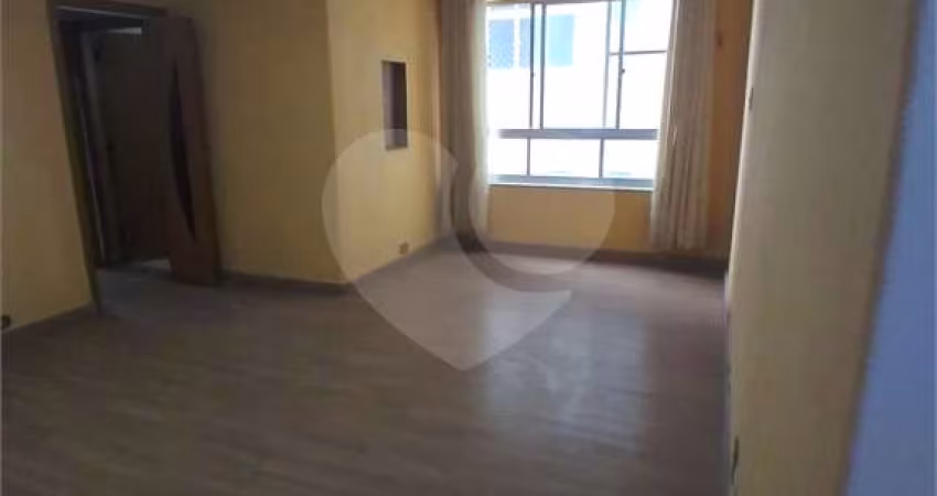 Apartamento com 2 quartos à venda em Itararé - SP