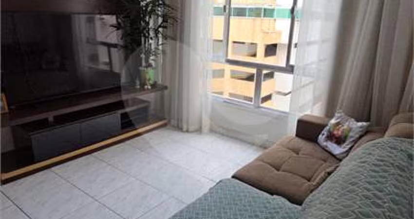 Apartamento com 2 quartos à venda em Itararé - SP