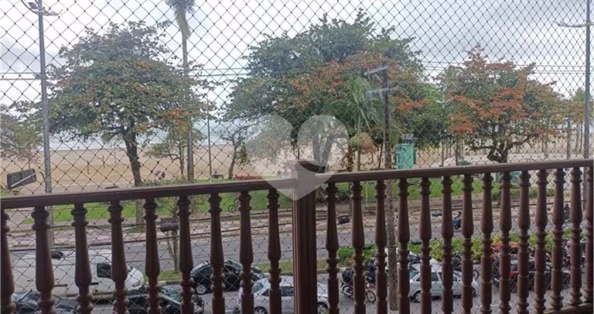 Apartamento com 3 quartos à venda em Gonzaga - SP
