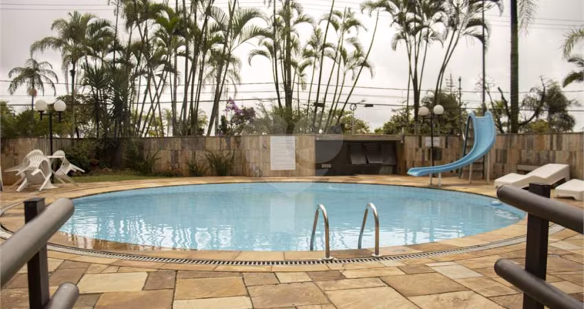 Apartamento com 3 quartos à venda ou para locação em Aparecida - SP