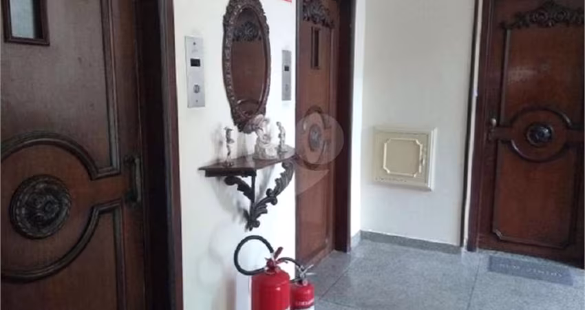 Apartamento com 3 quartos à venda em Encruzilhada - SP
