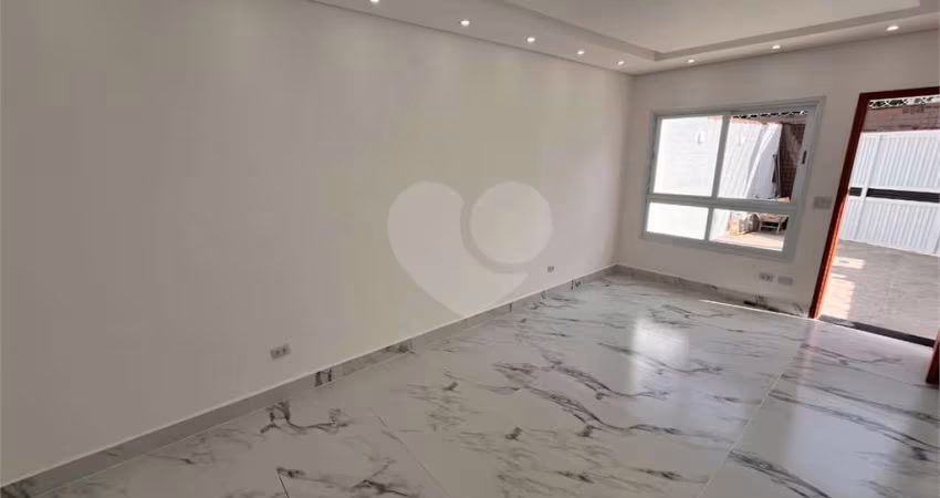 Casa de vila com 3 quartos à venda em Aparecida - SP