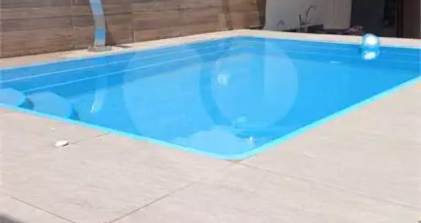 Casa com 2 quartos à venda em Castelo - SP