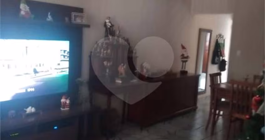 Sobrado com 4 quartos à venda em Jardim Independência - SP
