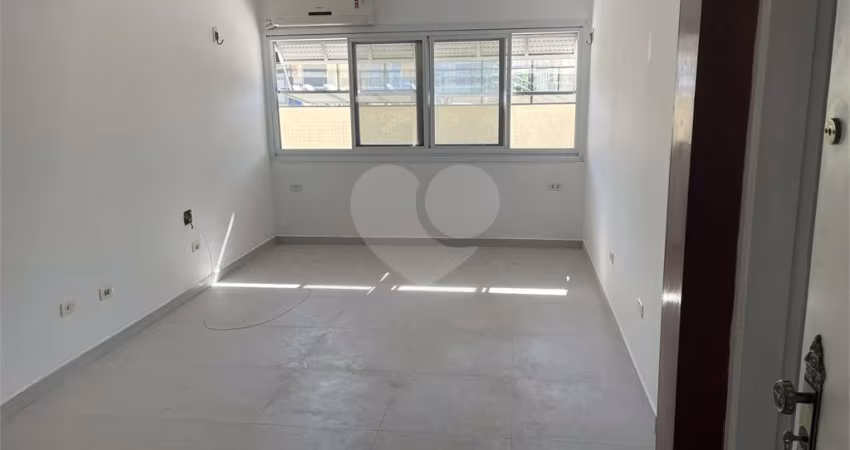 Apartamento com 3 quartos à venda em José Menino - SP