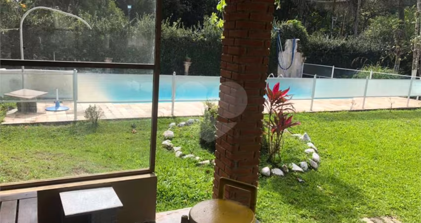 Chácara com 5 quartos à venda em Santa Júlia - SP