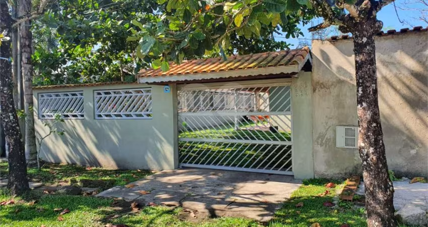 Casa com 3 quartos à venda em Santa Júlia - SP